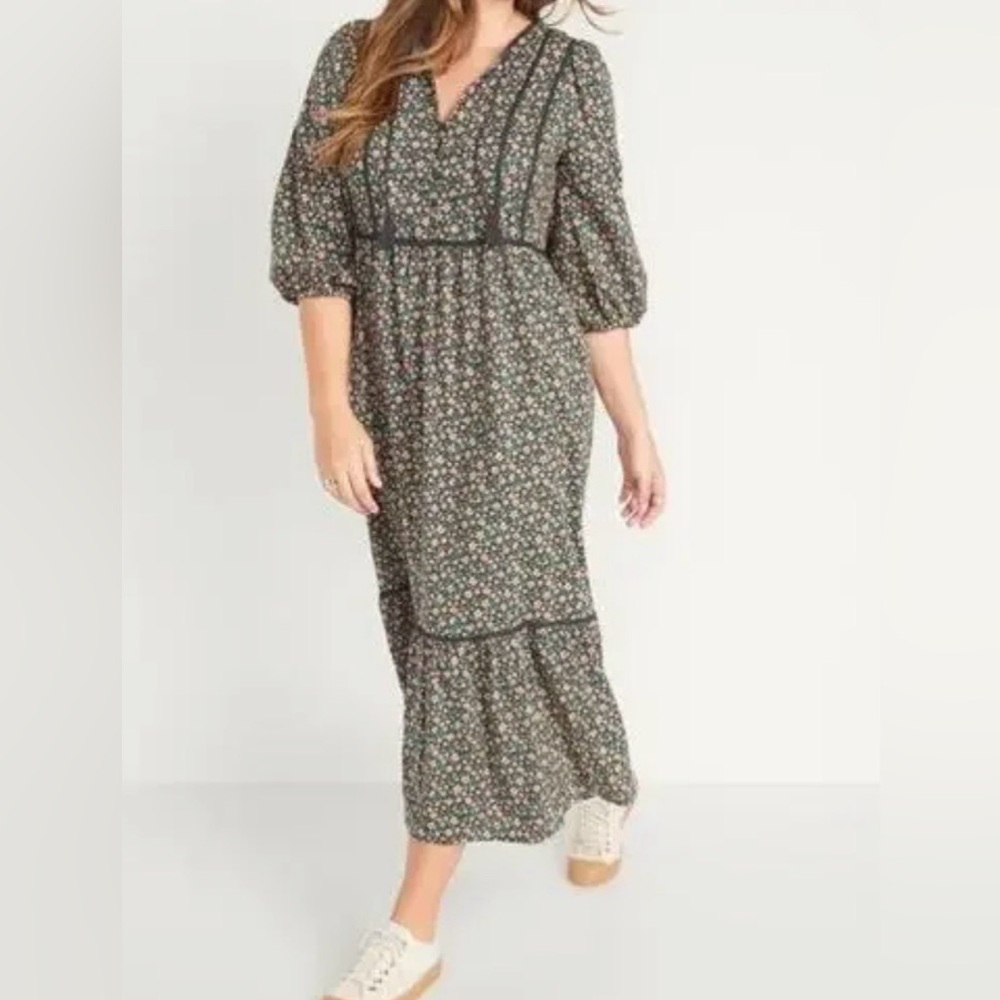 Old Navy Maxi Dress XL Ditsy Floral Tiered Cottage Peasant Milkmaid Prairie Cute